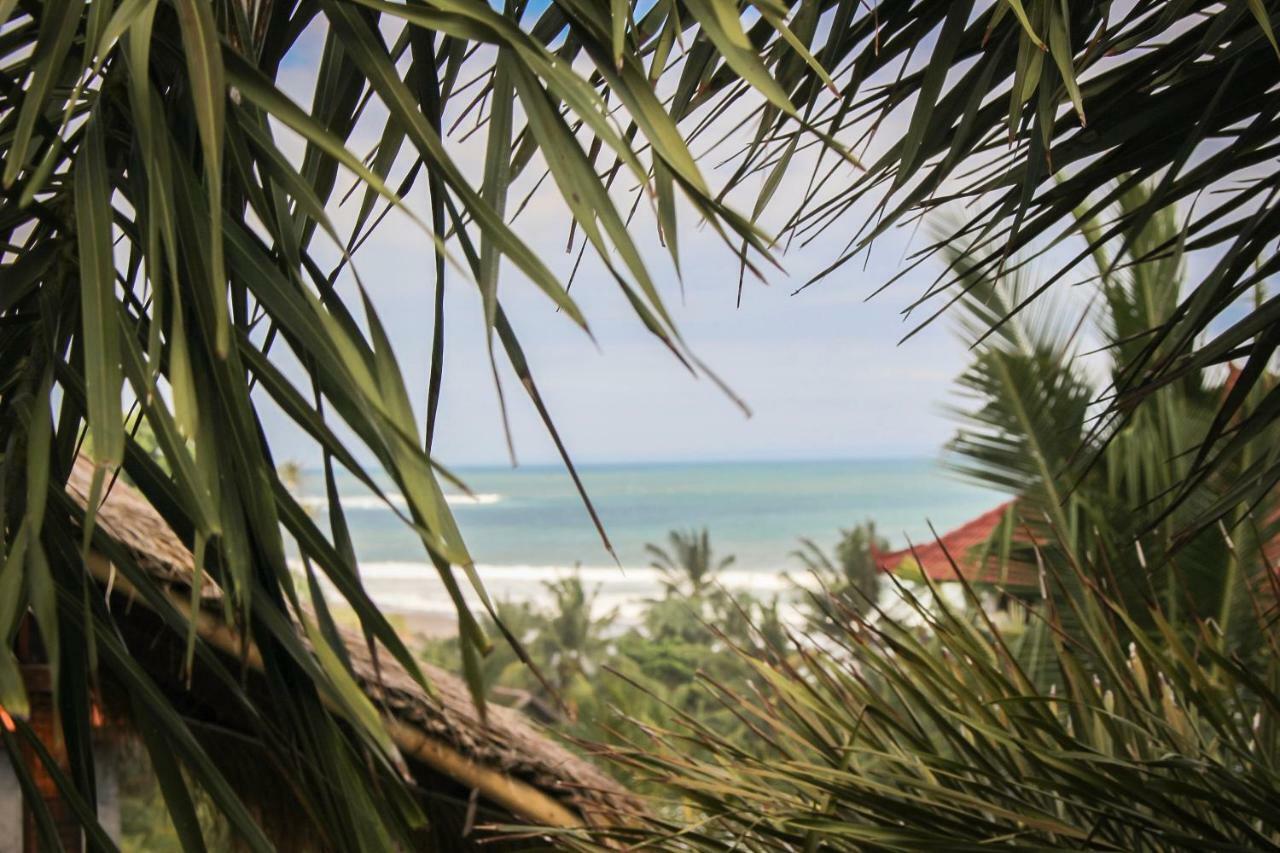 Balian Surf Villas Selemadeg  Экстерьер фото
